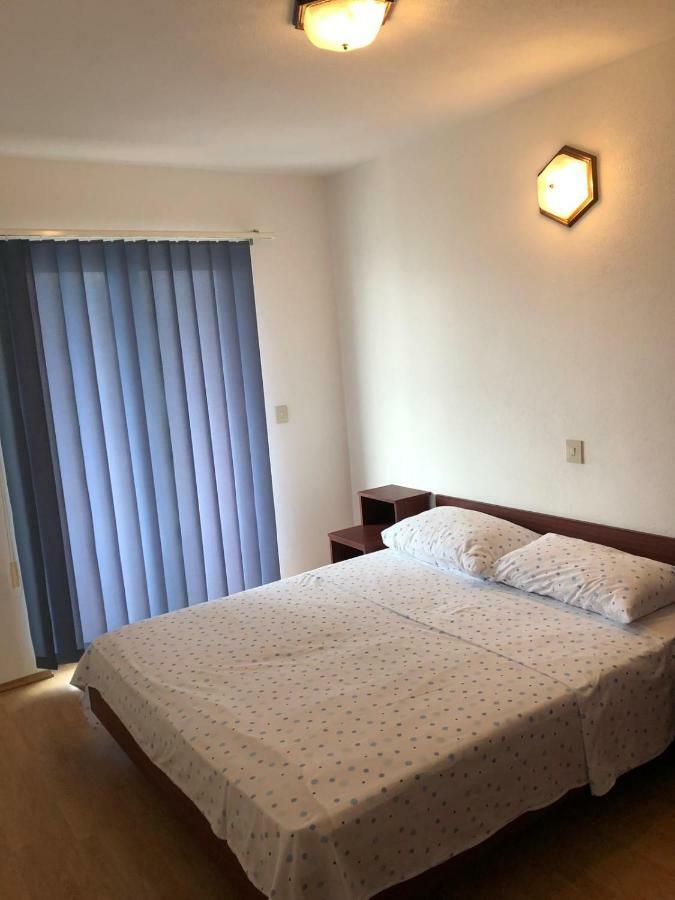 Apartments With Private Parking Baska Voda Exterior photo