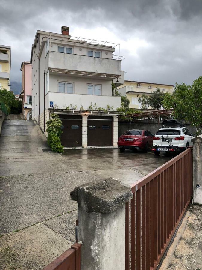 Apartments With Private Parking Baska Voda Exterior photo
